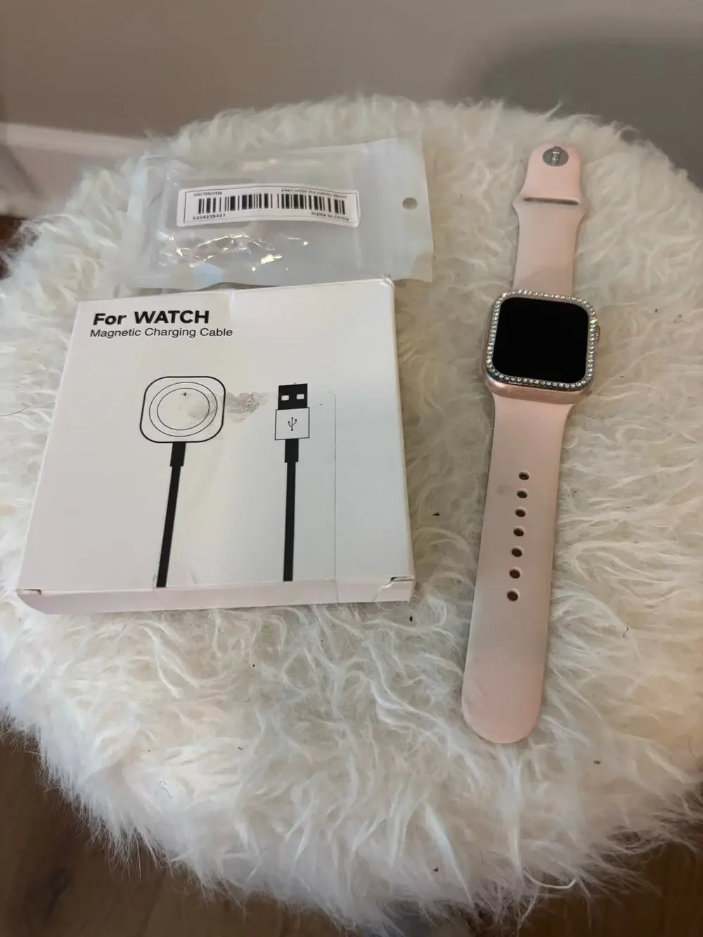 40mm Apple Watch SE bundle